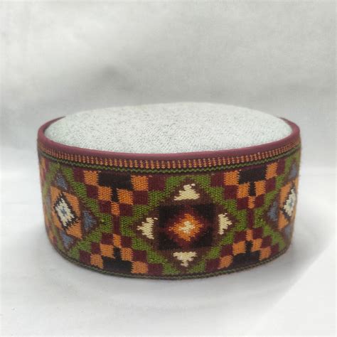 Colorful Traditional Typical Himachali Cap – Bhuttico Shawls
