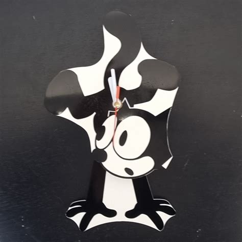 Vintage Felix the Cat clock by Demons and Merveilles