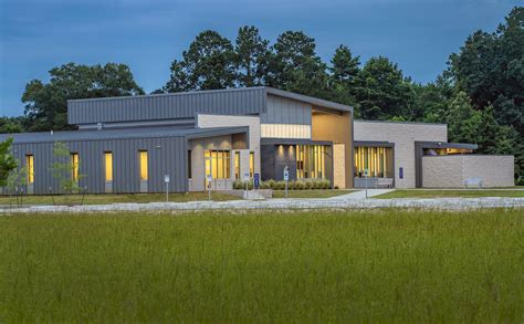 Northshore Technical Community College - Livingston Campus - Holly & Smith