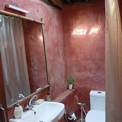 TIEEDI FOREST DWELLINGS (Darjeeling) - Cottage Reviews & Photos ...