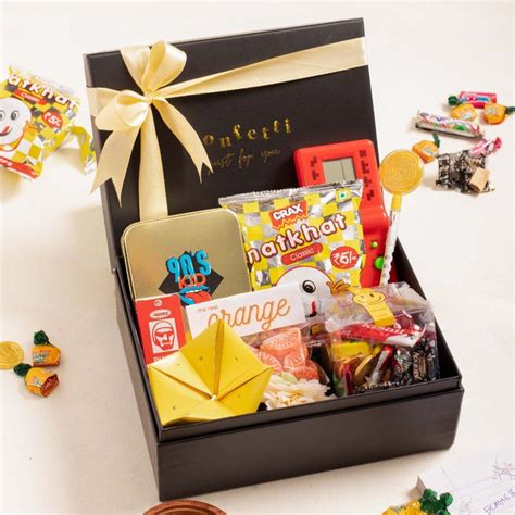 Thoughtful Friends Gifts - Unique Gift Hamper for best Friend ...