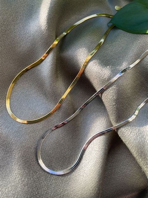 Minimalist Snake Skin Pattern Chain Gold & Silver - Set of 2 – Dainty ...