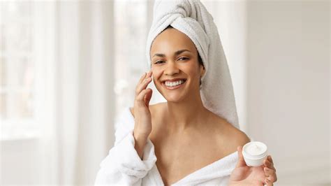 Cream Cleansers for Oily Skin: Your Complete Guide – World of Asaya