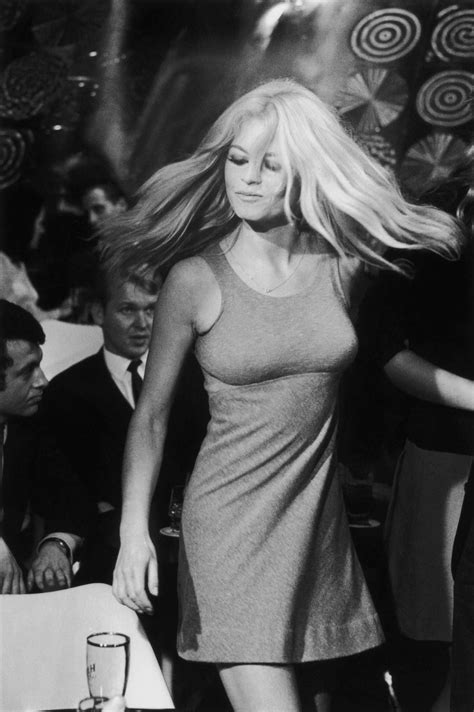 Why Yé-Yé Girl Style Was Secretly Feminist | French actress, Bridget bardot, Brigitte bardot