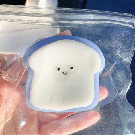 Cute Squishy Smiling Face Toast Stress Relief Squeeze Toy, Anti-Stress ...