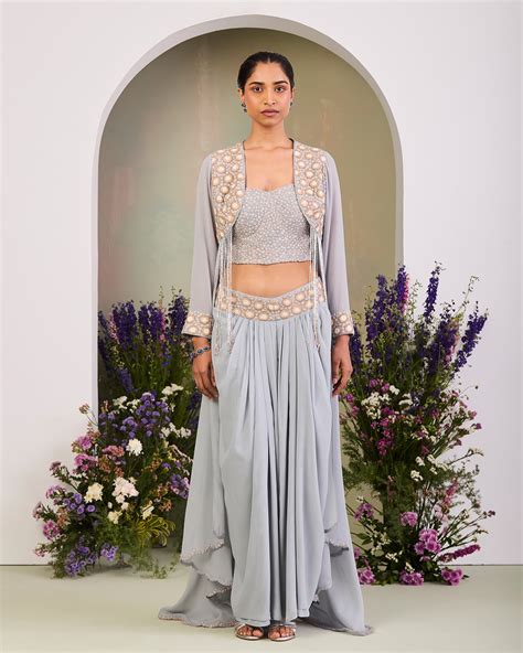 Buy best soraya cape set online at SueMue