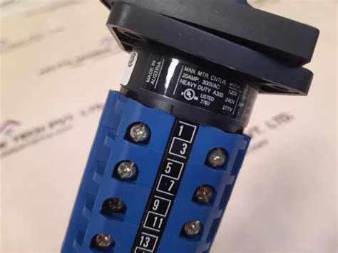 Kraus & Naimer Ca10 20Amp. 300Vac Rotary Switch – Aeliya Marine Tech