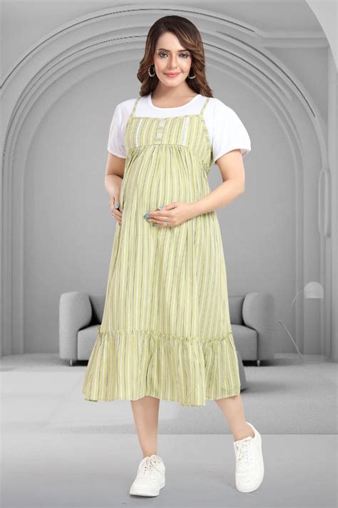 Maternity Photoshoot Dresses – MomsBae