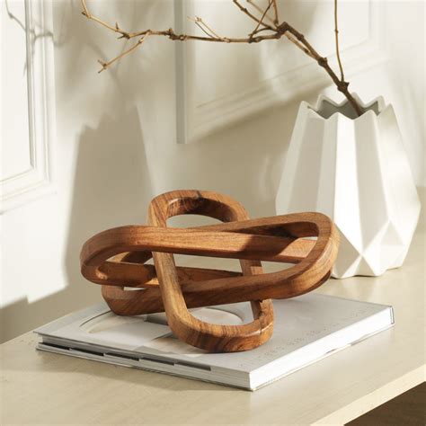 ESQ Living Chainlink Wooden Decorative Accent