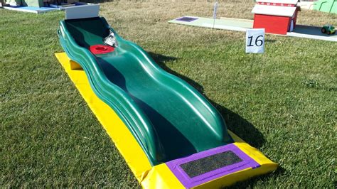 Plastic Loop Mini Golf Homemade 的图像结果