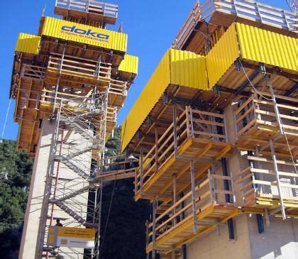 Stair tower 250 - Doka