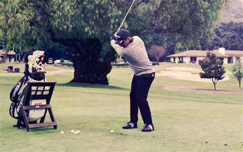 Descente Golf 的图像结果