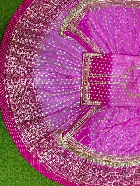 32 Kali full Gher Banarasi Wedding Sangeet Premium quality Shaded Rajp ...