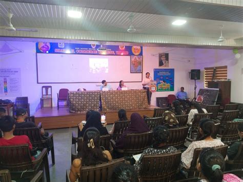 Shah N. H. Commerce College Valsad