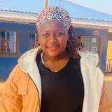 Tsholofelo - English teacher - ₹1226/h