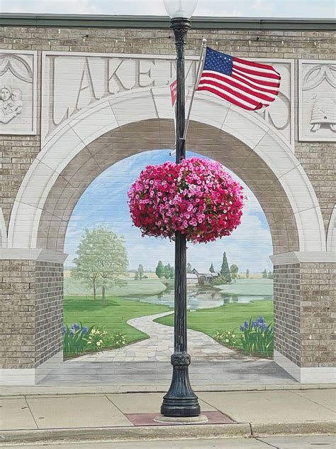 Lake Mills Downtown Mural | Lake Mills, Iowa | Travel Iowa