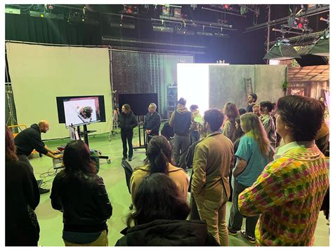 The Circular Return: Scenographic Practice in Virtual Production