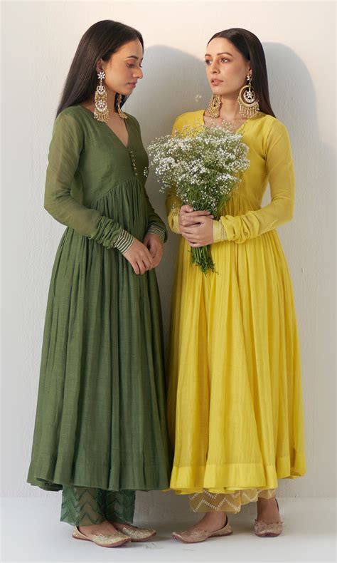 Ridhiiee Suuri | Shop Online for Latest Collections