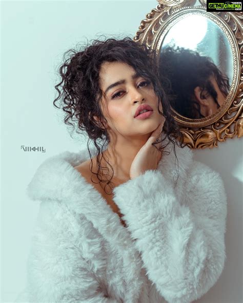 Apsara Rani Instagram – Happy Sunday🤍 | Gethu Cinema