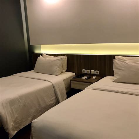 GEARY HOTEL (Bandung) - Specialty Hotel Reviews, Photos, Rate ...