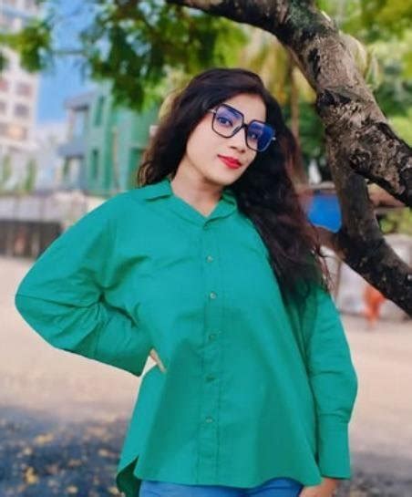Hire Preet Kaur for Brand Promotion | Find Influencer | Findinfluencer.in