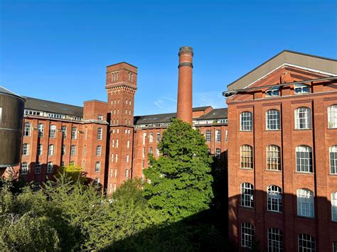 1 Bed, 1 Bath Property For Sale in Flat 528 Manhattan Building, Bow ...