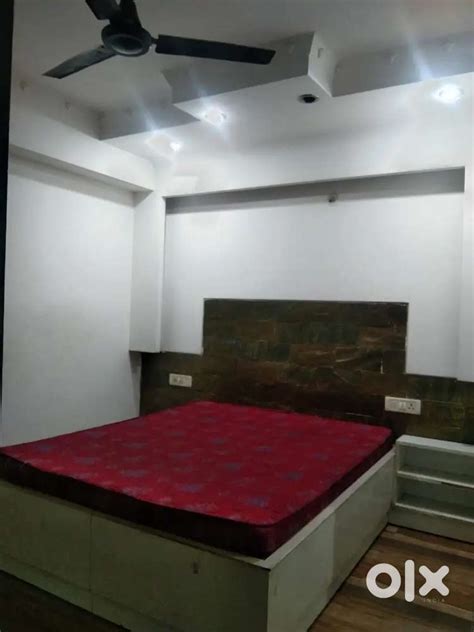 2 room set for rent - For Rent: Houses & Apartments in Okhla Industrial ...