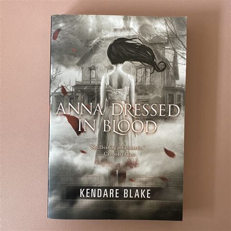Anna Dressed in Blood By Kendare Blake Book 1 Paperback LIKE NEW ...