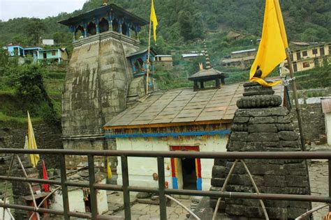 Exploring Triyuginarayan Temple in Uttarakhand, the wedding venue of ...