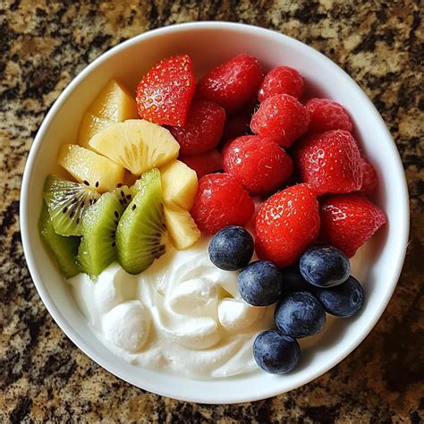 Ultimate Greek Yogurt Fruit Bowl: A Delicious, Creamy Boost