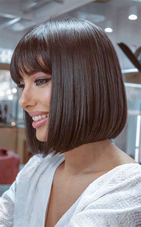 Blunt Bob Haircut: The Ultimate Guide To This Classic - ewasonnetheight