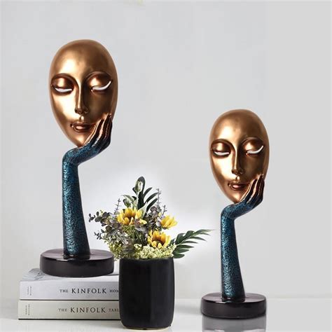 Myra Table Accent – The Artment