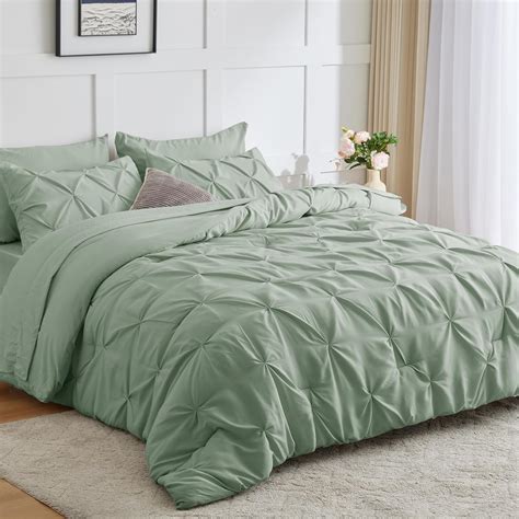 Amazon.com: HIMEET Green Comforter Bedding Sets Full 7 Pieces Sage ...