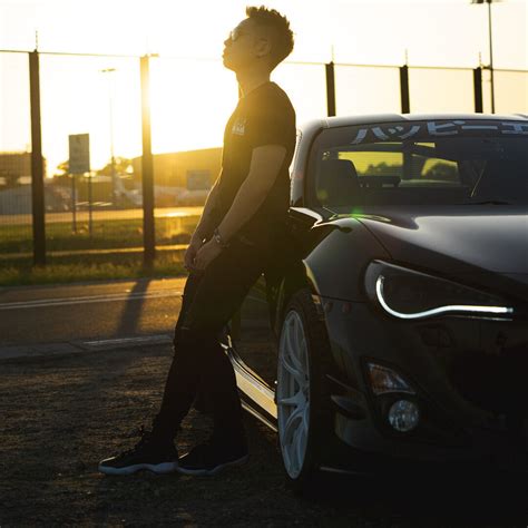 Amazon.in: Attar Lam: books, biography, latest update