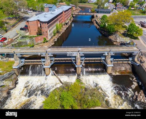 Woonsocket Falls Dam and Glenark Mills building on Blackstone River ...