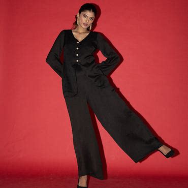 Around The City - Homegrown Everyday-Wear Brand | Slow Fashion