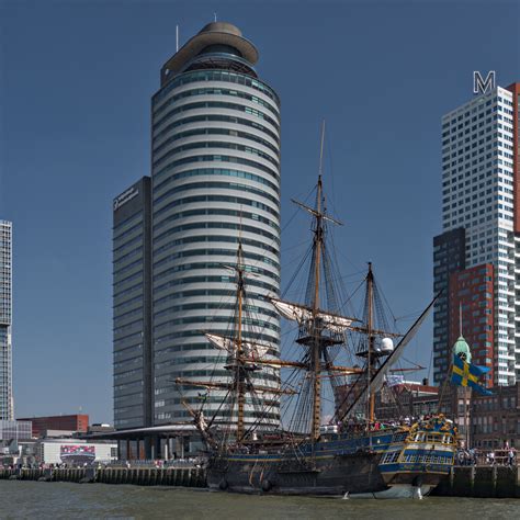 Download wallpaper 2780x2780 pier, ship, buildings, city ipad air, ipad ...