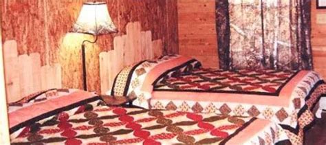 TOWN & COUNTRY CABINS (Jourdanton) - Guesthouse Reviews & Photos ...