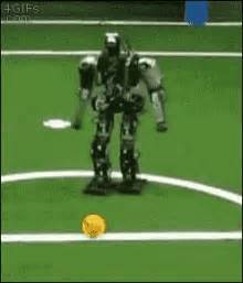 Robot Fails 的图像结果