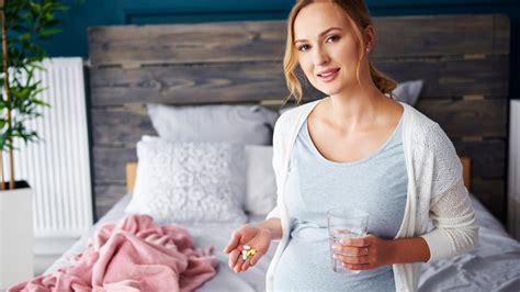 Third Trimester Pregnancy: How To Safely Increase Your Iron Levels