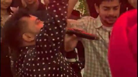 WATCH: Notorious gangster Lawrence Bishnoi's brother Anmol spotted with ...