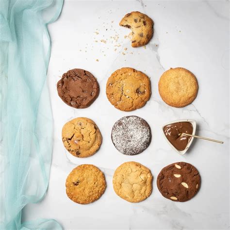 Buy Dark Chocolate Almond Online in India - Sweetish House Mafia