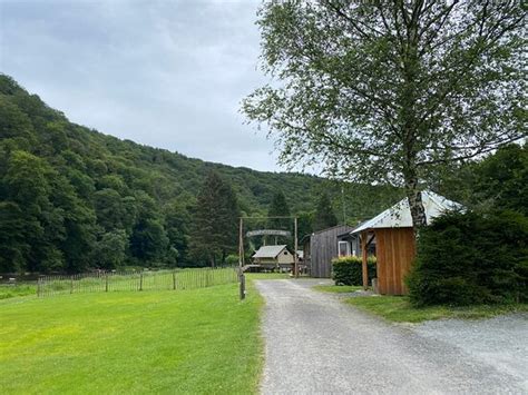 CAMPING CONFORT (Bohan sur Semois) - Campground Reviews & Photos ...