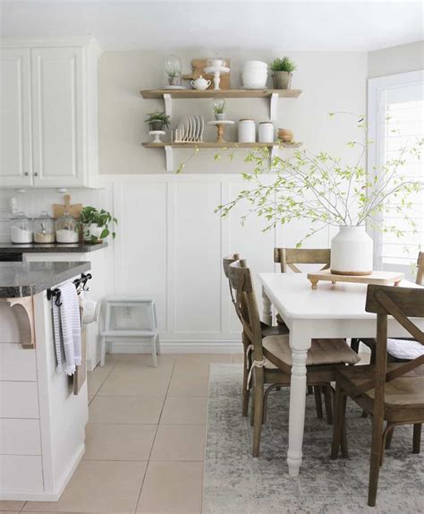 36 Fabulous Kitchen Table Decor Ideas to Beautify Your Space
