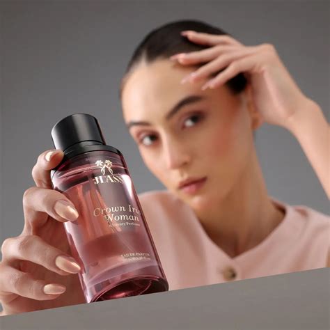Crown Iris Woman Luxury Perfume with Light Floral Notes – Jdass