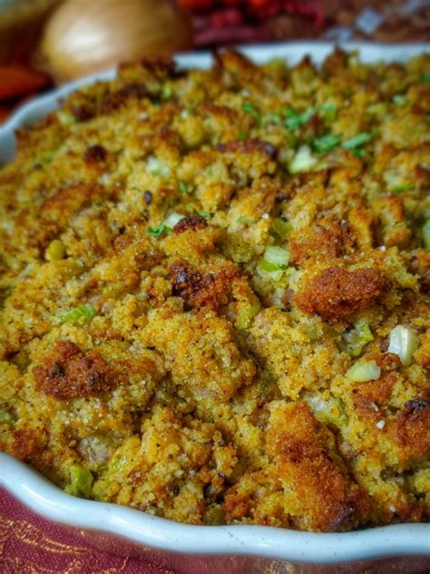 Old Fashioned Cornbread Dressing