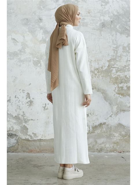 White - Knit Dresses