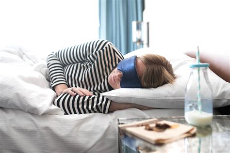 Adults who take daytime naps could have bigger brains
