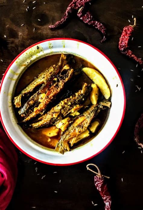 Aloo Jeera Diye Tangra Macher Jhol