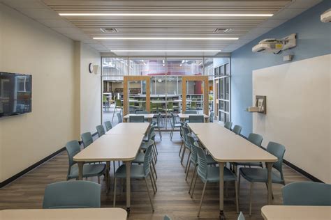 Jay Stream Middle School Innovation Center & STEM Lab - ARCON